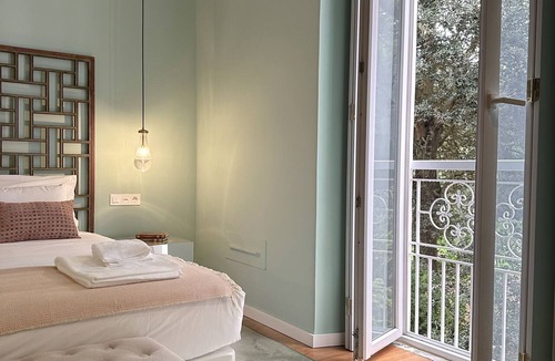 Ponta Delgada Bed & Breakfast | Solar dos Cantos Botanic House & Garden
