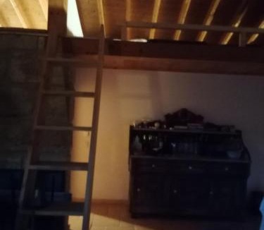 Vieira do Minho Ski Chalet | Sorte do Jugo - Lakeside cottage with private beach