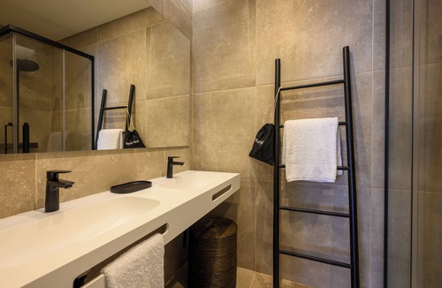 Sao Martinho do Porto Apartment | Space, charm and serenity in the heart of the village, 100 meters from the beach
