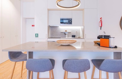 Misericordia Apartment | Spacious 1BDR in Santos by LovelyStay