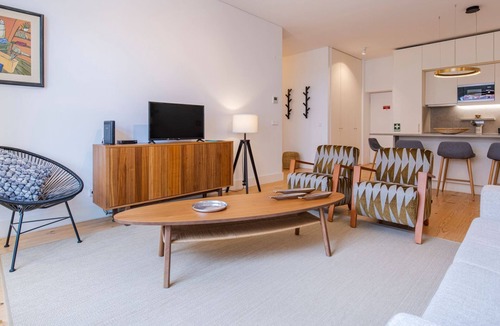 Misericordia Apartment | Spacious 1BDR in Santos by LovelyStay