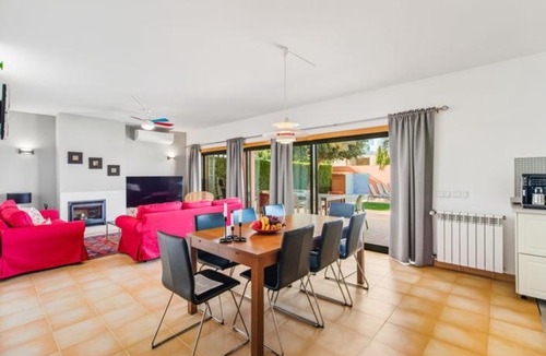Ameijeira House | Spacious and elegant holiday home !