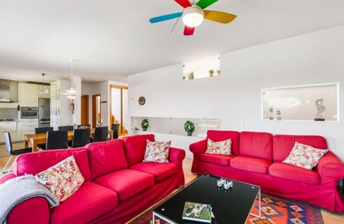 Ameijeira House | Spacious and elegant holiday home !