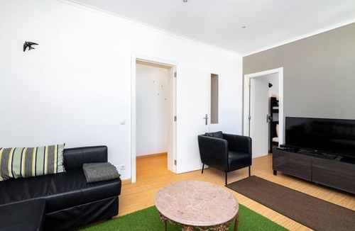 Sao Cristovao e Sao Lourenco Apartment | Spacious and fully equipped 2-bedroom apartment located in Largo dos Trigueiros