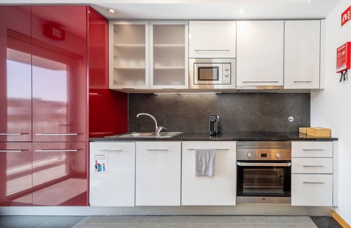 Paranhos Apartment | Spacious apartment with balcony Porto 2 bedrooms