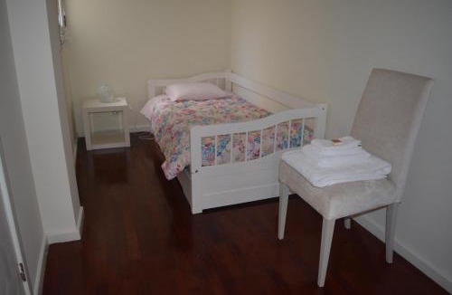 Monserrate Apartment | Spacious Apt. at Viana's Top Location