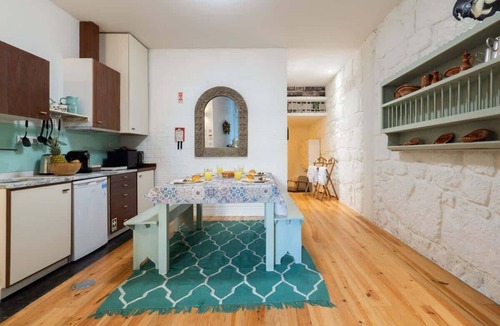 Lordelo do Ouro e Massarelos Apartment | Spacious Captivating Flat | Terrace by HostWise