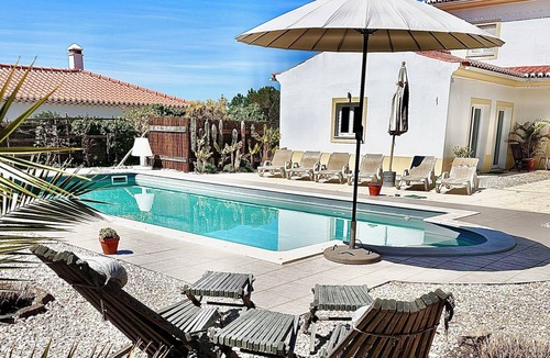 Aljezur House | Spacious family home with pool and large kitchen on the west coast of the Algarve