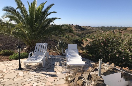Conceicao Villa | Spacious Family Villa. 3 beds/Private Pool. WiFi , air con ,Panoramic Views