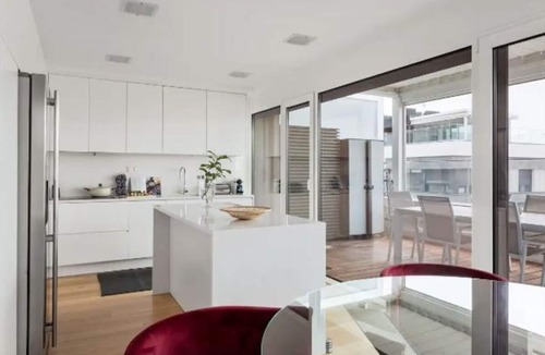 Sao Domingos de Benfica Apartment | Spacious Modern 3BR Apartment with Terrace & City Views near Luz Stadium Benfica