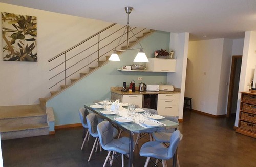 Cossourado Villa | Spacious, quiet villa in Olival—air-conditioned and heated