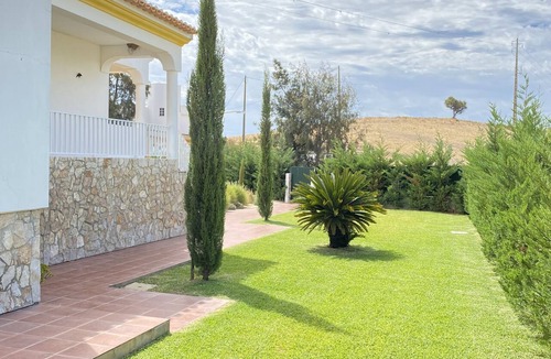 Castro Marim Villa | Spacious two-story villa with a pool and large garden, 6 minutes from Praia Verde.