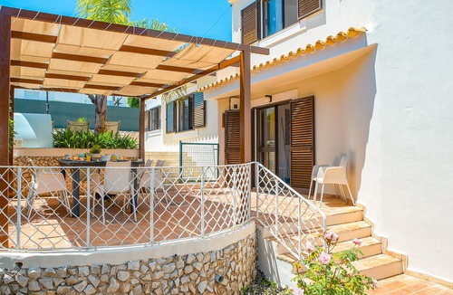 Patio Villa | Spacious villa with heatable pool in Albufeira