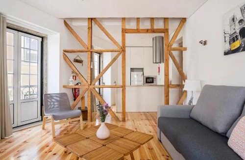 Misericordia Apartment | Stay in Santos Neighborhood, Lisbons Most Trendy Area