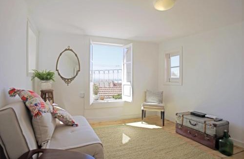 Santo Estevao House | Stay local in Alfama! Deolinda central Home, amazing view