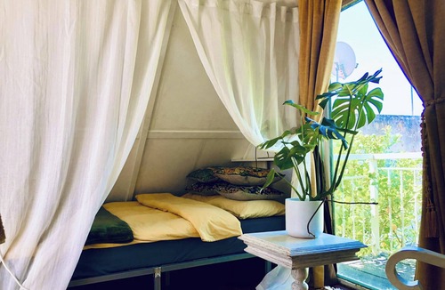 Mexilhoeira Grande Apartment | Studio Sleeps 2 with Free Parking