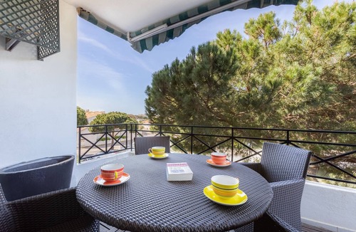 Vale de Carro Apartment | Stunning & elegant two bdr near the Pine Cliffs