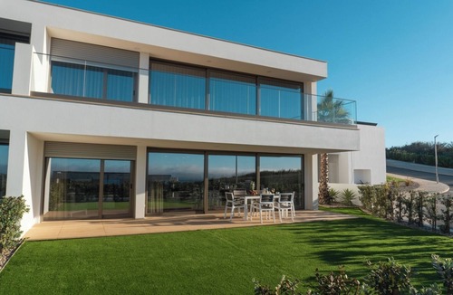 Atalaia Apartment | Stunning Ground Floor Apartment with Shared Pool - 16A