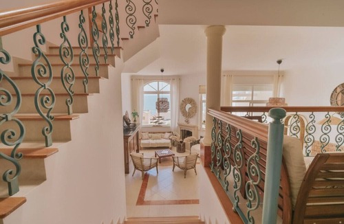 Figueira da Foz Villa | Stunning Ocean Views