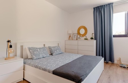 Santo Antonio dos Olivais Apartment | Stylish and Elegant Studio - Best View and Location in Coimbra Downton