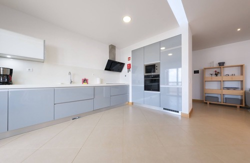 Porto de Mos Apartment | Stylish apartment [128]