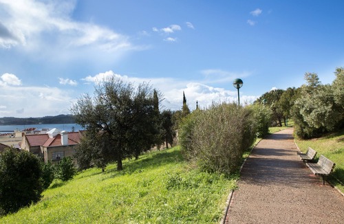 Alges Apartment | Stylish apartment between Lisbon and Caiscais