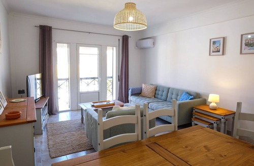 Tavira Apartment | Stylish apartment with private roof terrace in Tavira town center