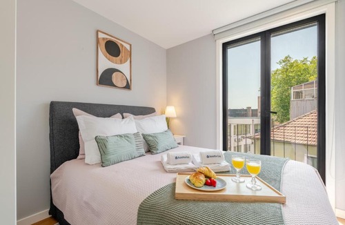 Lordelo do Ouro e Massarelos Apartment | Stylish & Bright Apartment by HostWise