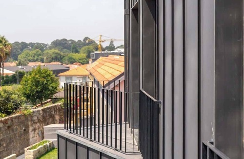 Lordelo do Ouro e Massarelos Apartment | Stylish & Bright Apartment by HostWise