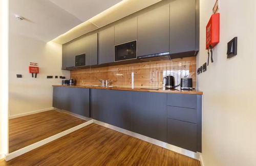 Angra do Heroismo Apartment | Stylish City Superior Apartment with Balcony and Beautiful Shipyard Views