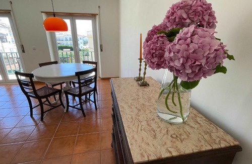 Atalaia Apartment | Stylish Coastal Apartment with Sea View