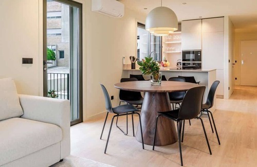 Aldoar Foz do Douro e Nevogilde Apartment | Stylish Flat with Terrace & Garage by HostWise