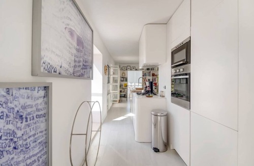 Alfama Apartment | Stylish Lisbon Apartment with 140 m² Terrace in Graça