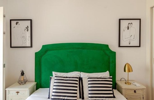 Mouraria Apartment | Stylish Retreat with Rare Rooftop Pool 2BR,2BA