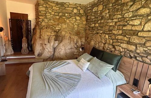 Condeixa a Nova Bed & Breakfast | Suite Pedra Oliveira - Piscine salée privée - Proche Coimbra - Centre Portugal