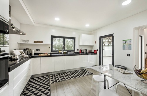 Santa Luzia Ski Chalet | Sun & Serenity, Your Dream Villa