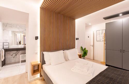 Bairro Alto Apartment | Sunlit & Patio Studios - Prime Lisbon