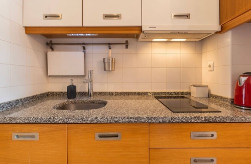 Sao Bento Apartment | Sunny Design Apt in Praça das Flores by LovelyStay