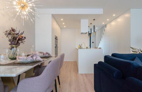 Fao Apartment | Sunny Duplex with Pool and Ofir Beach Nature Escape