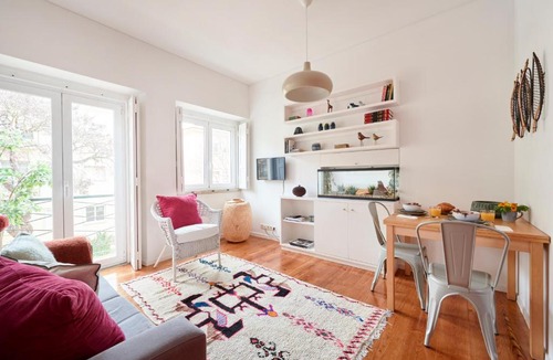 Alvalade Apartment | Sunny Renovated Apt With AC, By TimeCooler