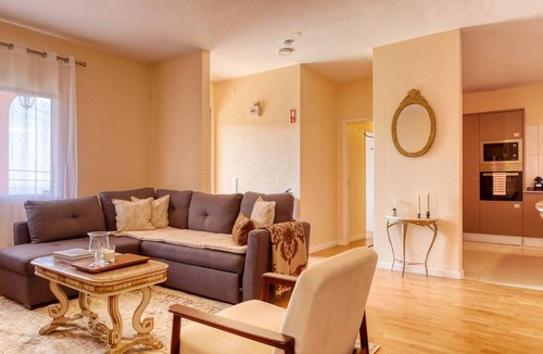 Canhas Apartment | Sunrise House, a Home in Madeira