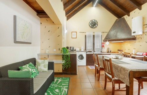 Sao Jorge Apartment | Sunset Village B Apartment with Sea View, Wi-Fi and Air Conditioning