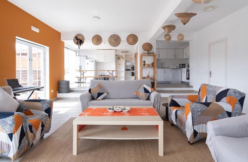 Foz do Arelho Hostel | Sunshine Hostel - Youth Hostel from 18-40 years old