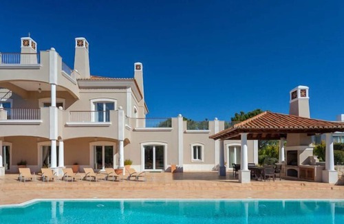 Quinta do Lago Villa | Superbly located 5 bedroom villa Quinta do Lago A314 - Almancil, Algarve