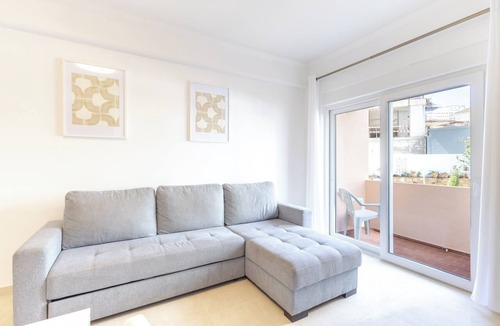 Praia da Rocha Apartment | Superior 1-Bedroom Apartment with Garden View.