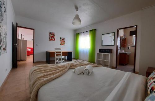 Ferrel House | Surf House Helena