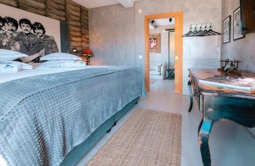 Ferrel Hotel | Surfers Lodge Peniche
