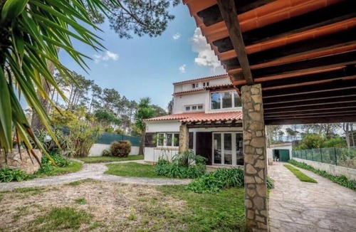 Fontanelas House | Surya Müna House