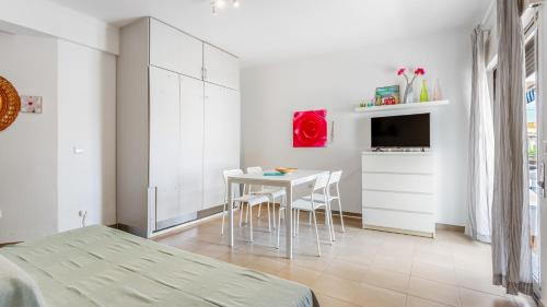 Manta Rota Apartment | Sweet Algarvian Escape by LovelyStay