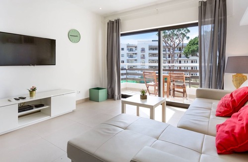 Vilamoura Apartment | Sweet Apartment by LovelyStay
